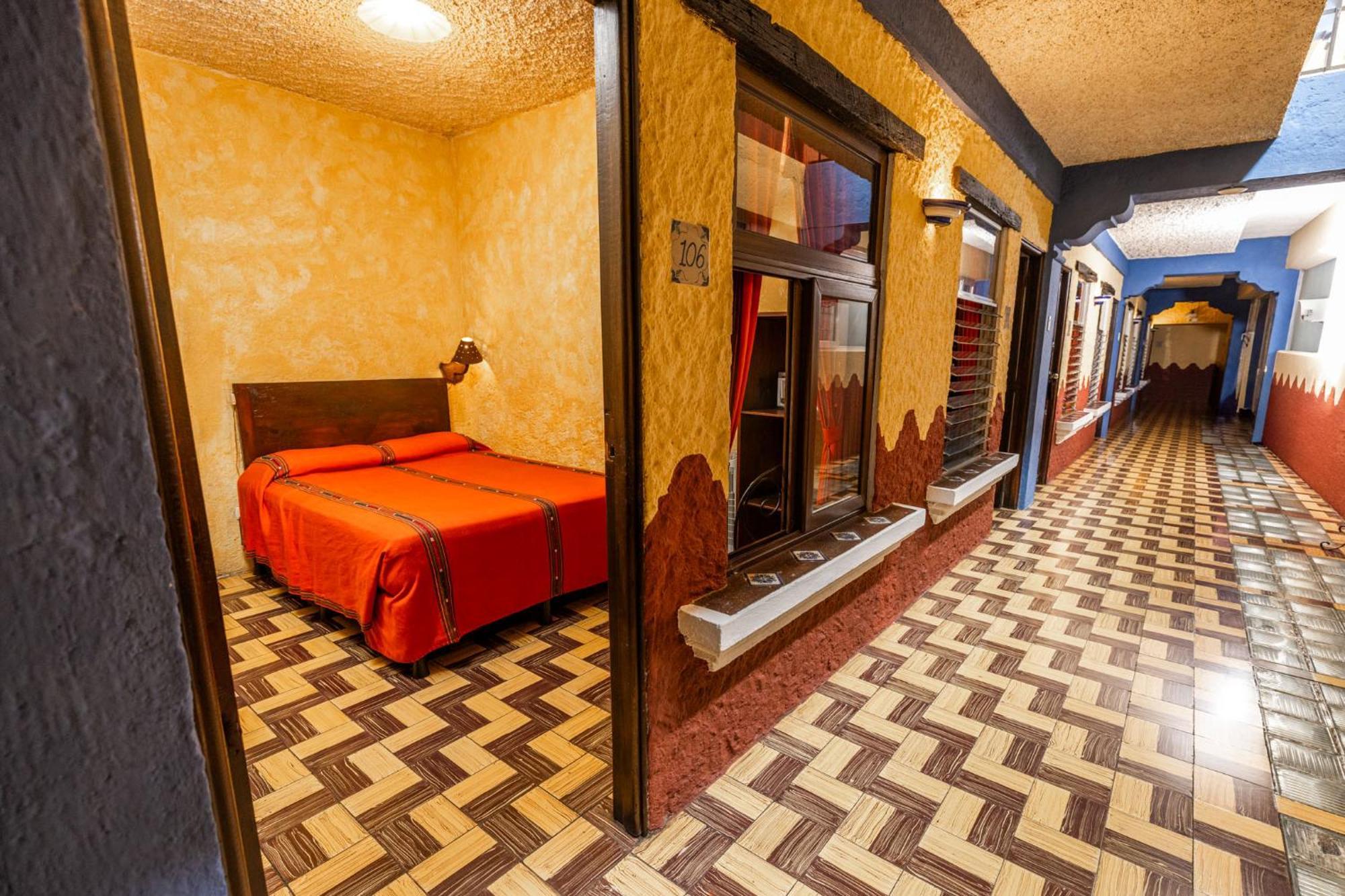 Hotel La Sin Ventura Antigua Extérieur photo