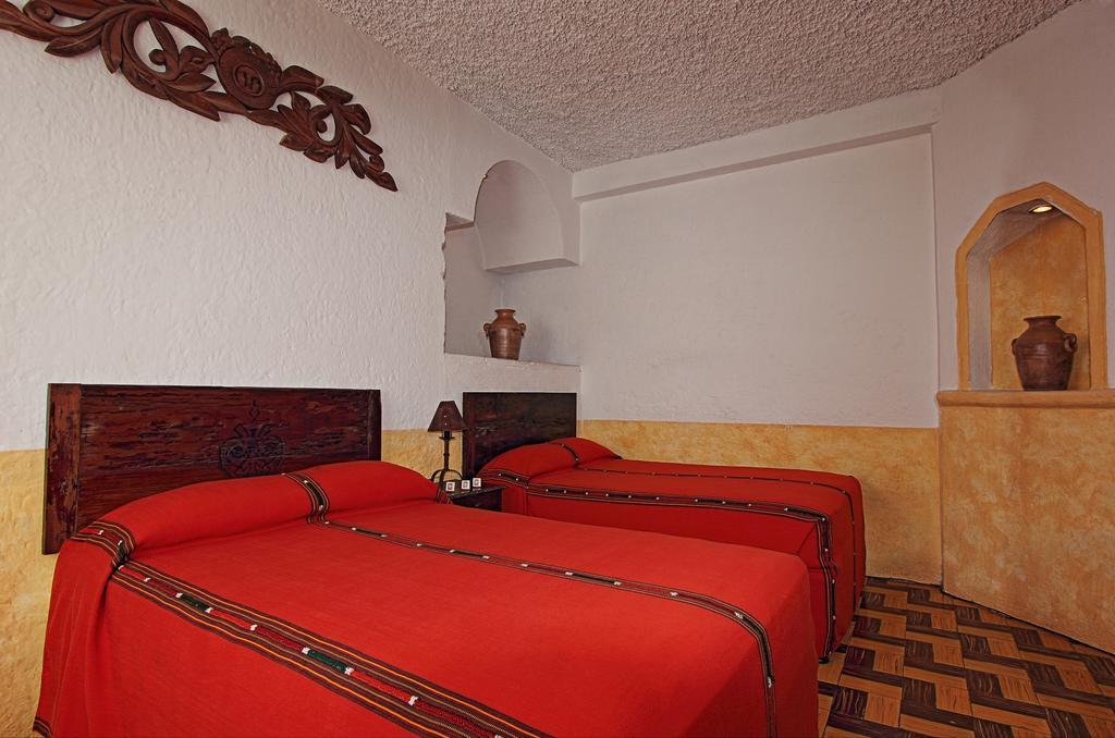 Hotel La Sin Ventura Antigua Extérieur photo